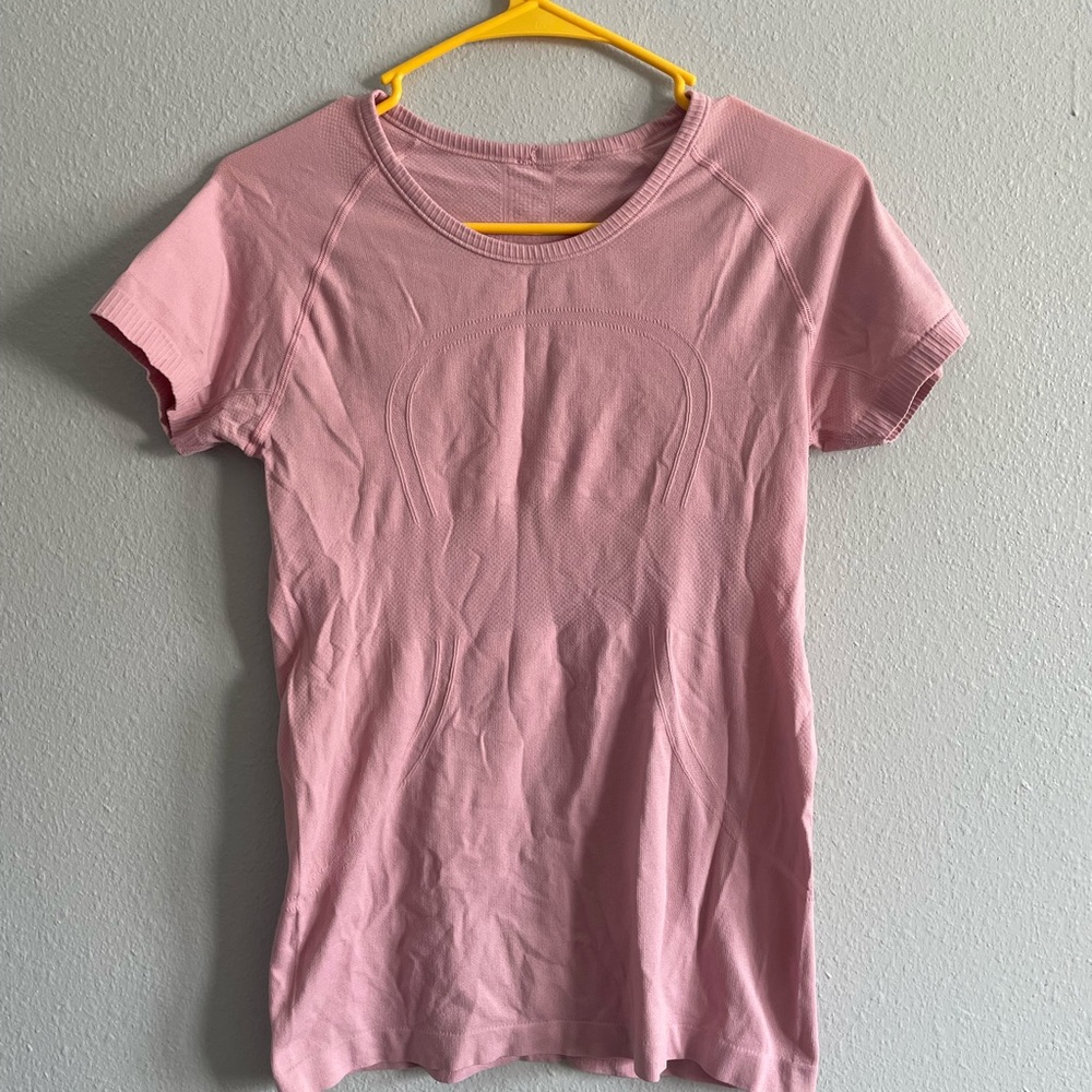 Lululemon Athletica Pink Short Sleeve Tee